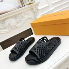 Louis Vuitton Slippers